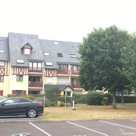 Cabourg, T2 Parfait Pour Vous ! Proche Plage Et Centre-Ville, 2 A 4 Pers. Экстерьер фото